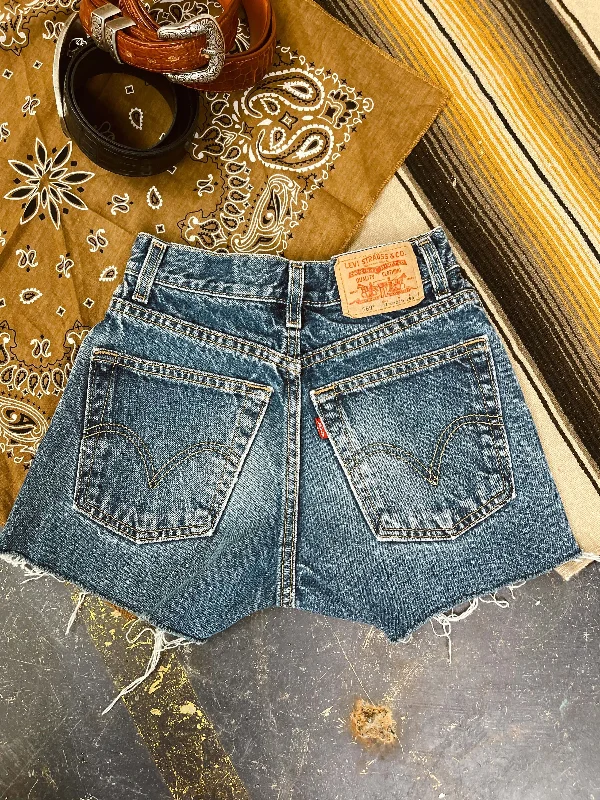 Vintage Levi's Denim Shorts Sz 22”