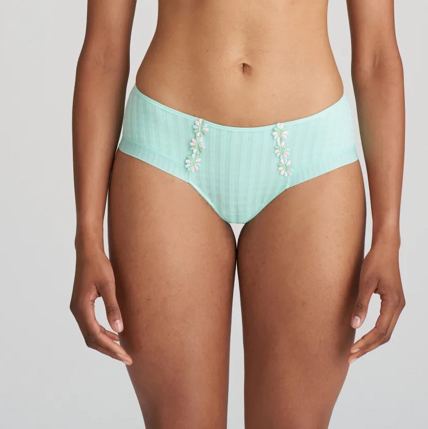 AVERO Hotpants in Miami Mint