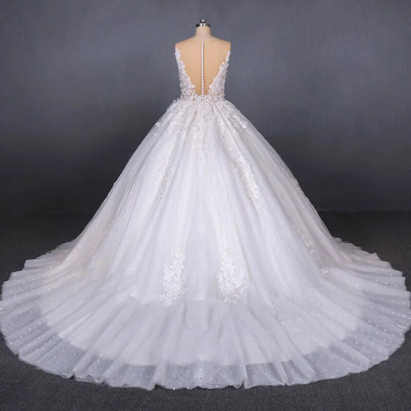 Ball Gown Sheer Neck Sleeveless White Wedding Dresses Lace Appliqued Bridal Dresses N2297