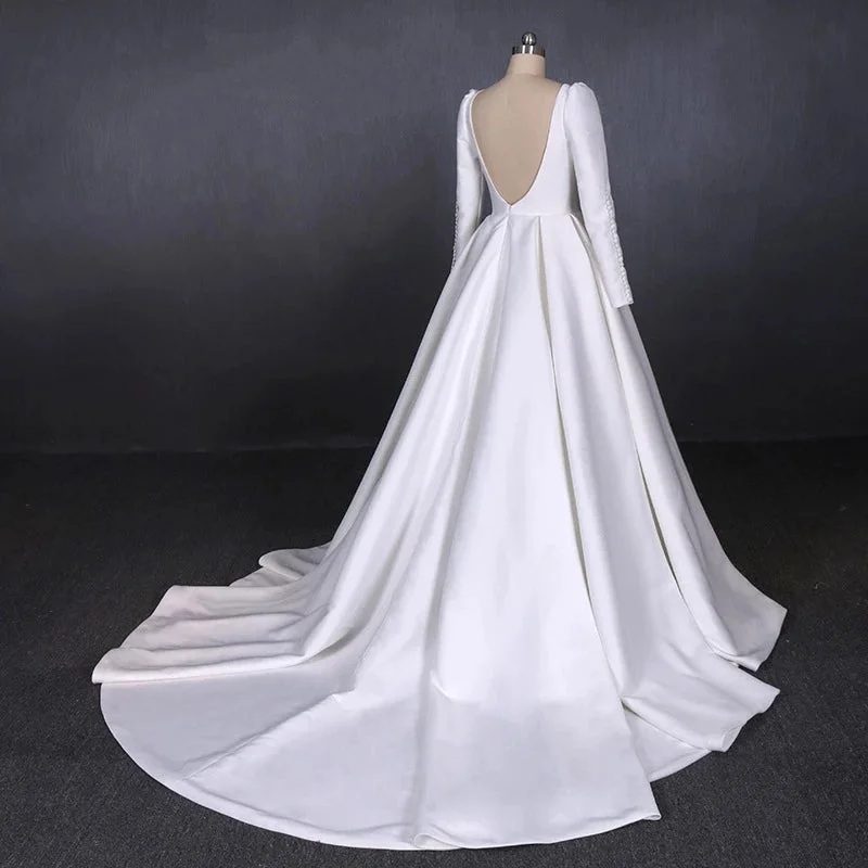 Long Sleeves Satin White Wedding Dresses Backless Bridal Dresses N2301