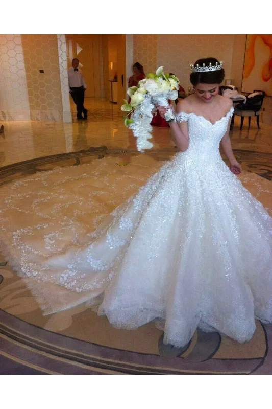 Gorgeous Off the Shoulder Princess Puffy Lace Wedding Dresses