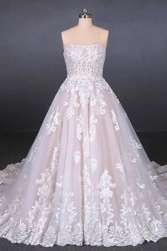 Puffy Strapless Tulle Wedding Dresses with Lace Appliques Long Train Lace Up Bridal Dresses N2300